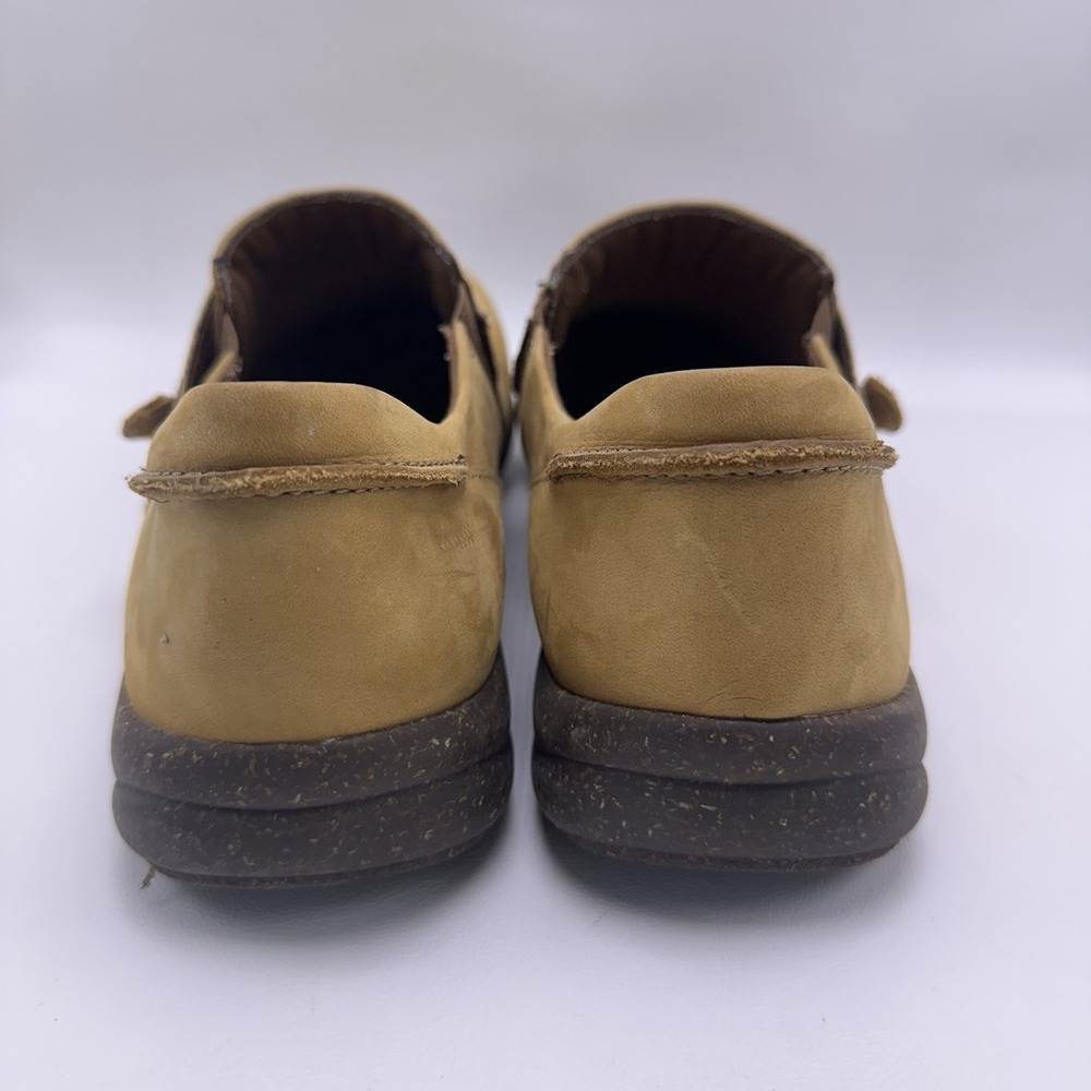 Clarks Roseville Dot Loafers Women's Size 11 M Tan Nubuck Leather Slip On Shoes - Picture 4 of 9